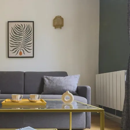 Opera District Comfortable Retreat Apartment *